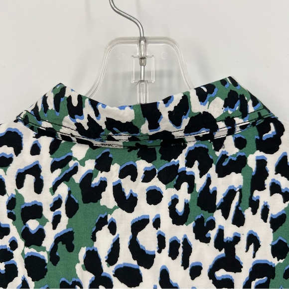 BeachLunchLounge Top Womens Plus Size Green Leopard Print Button Roll Tab Sleeve - Picture 6 of 16